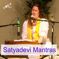 Satyadevi Kirtan und Mantras